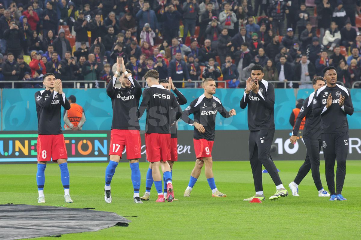 FCSB - Manchester United, imagini de la încălzire