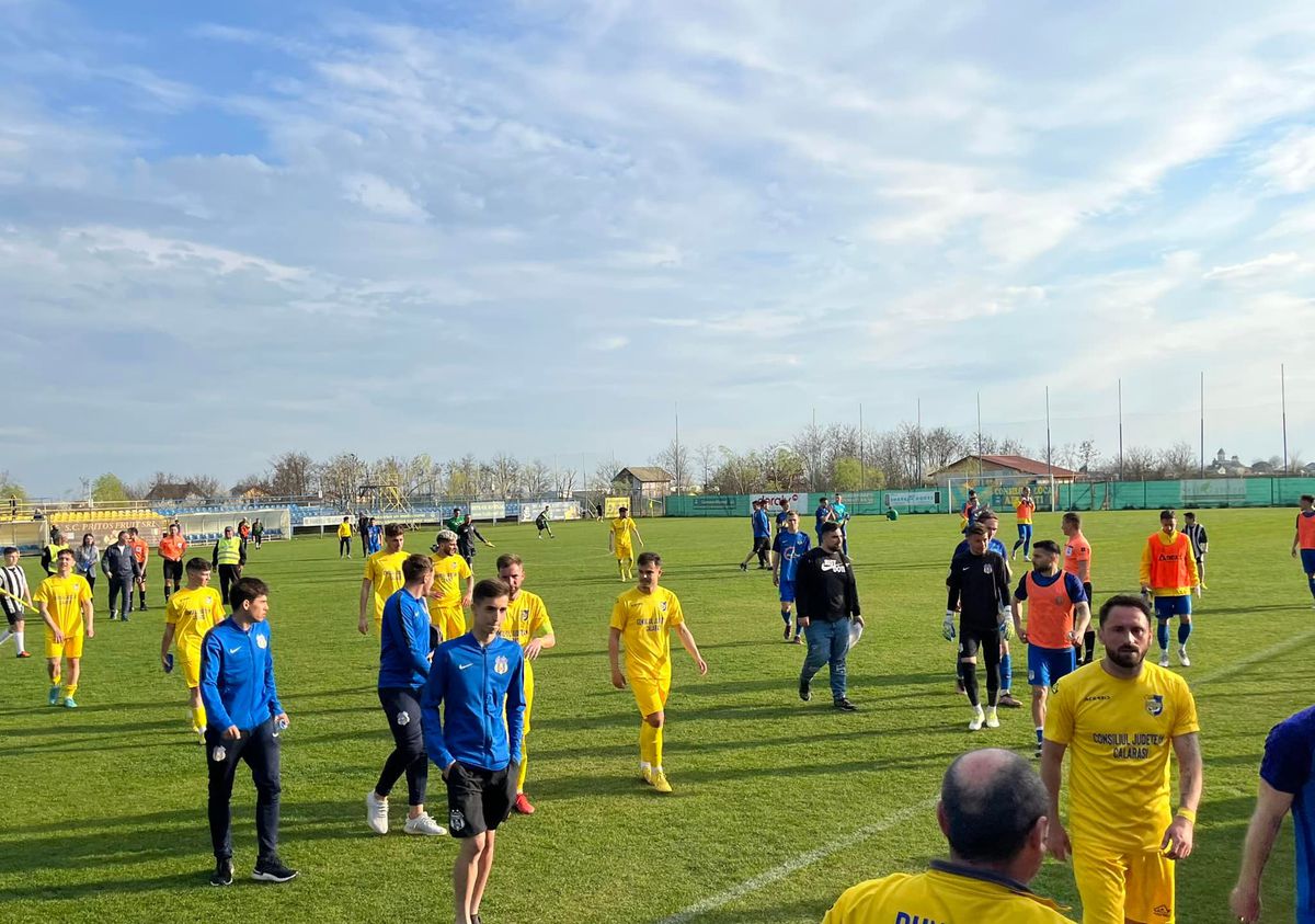 Localitatea din Ilfov aleasă pentru „o bază sportivă modernă, un stadion de fotbal ca la carte”: „Am avut astăzi o discuție aplicată, e nevoie!”
