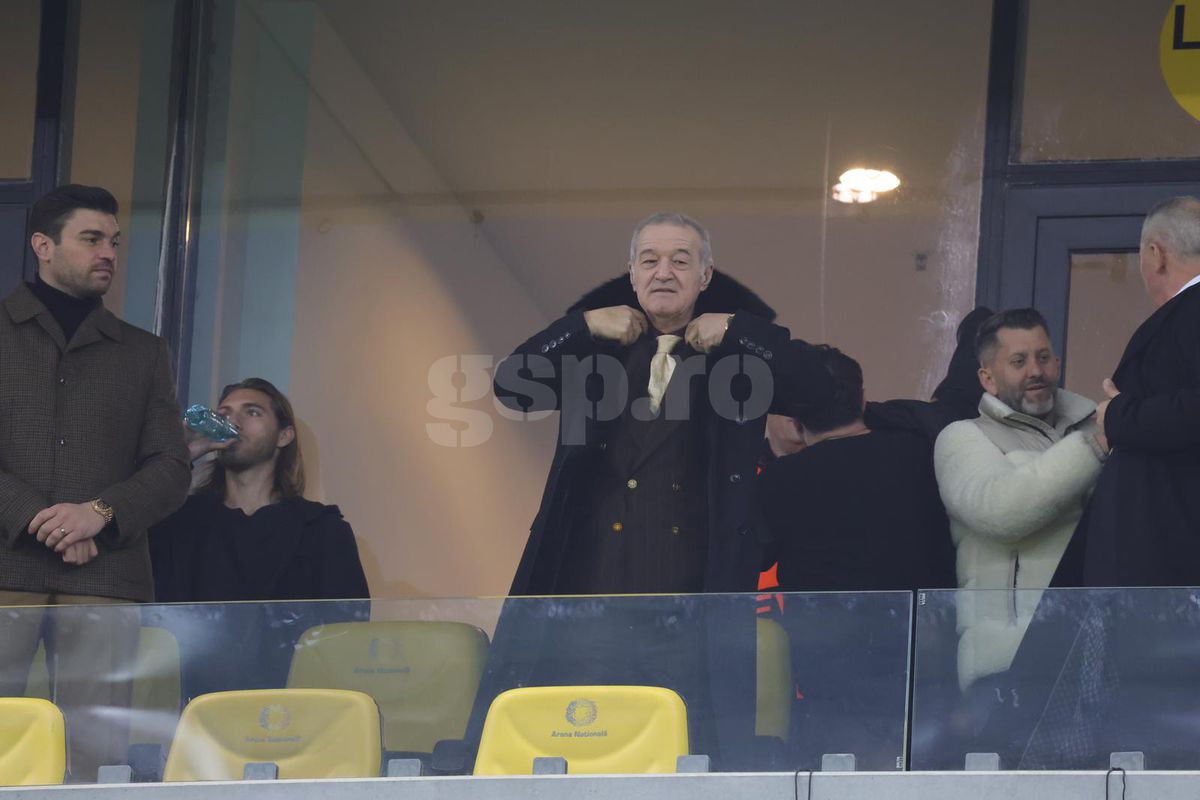 Oaspete special în loja lui Gigi Becali, la FCSB - Manchester United » Cum l-au surprins fotoreporterii GSP