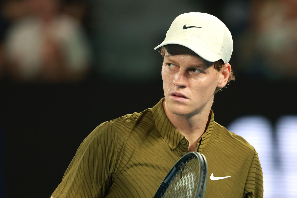 La 1:30 noaptea în Melbourne, eternul Novak Djokovic revine în finala Australian Open! Duel fenomenal de 4 ore cu Jannik Sinner