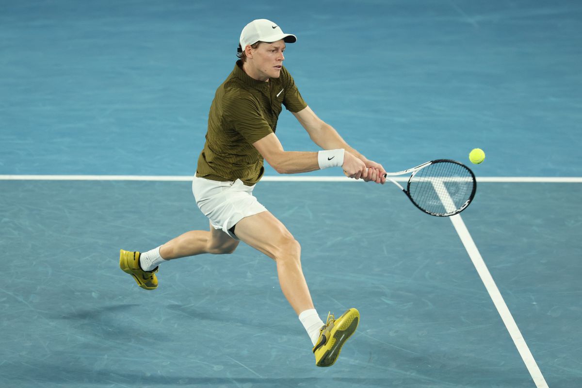 La 1:30 noaptea în Melbourne, eternul Novak Djokovic revine în finala Australian Open! Duel fenomenal de 4 ore cu Jannik Sinner