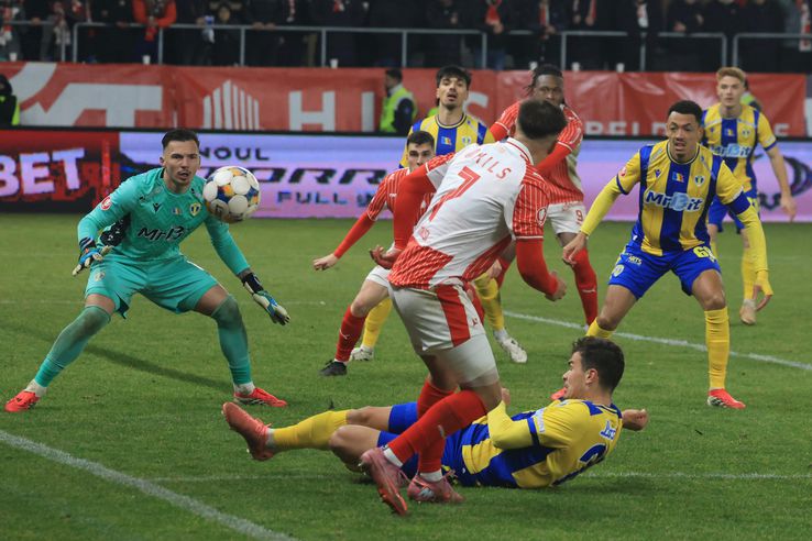 Dinamo - Petrolul, imagini de meci // foto: Ionuț Iordache (GSP) - Alex Musi