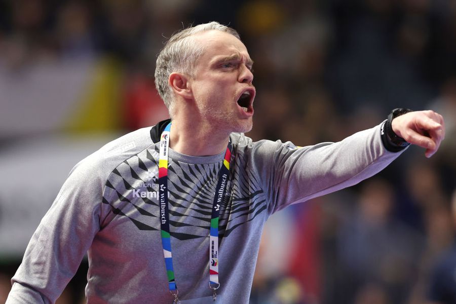 Snorri Gudjonsson / FOTO: GettyImages Trei dintre cele 4 naționale calificate în semifinalele Campionatului European sunt antrenate de tehnicieni din aceeași țară