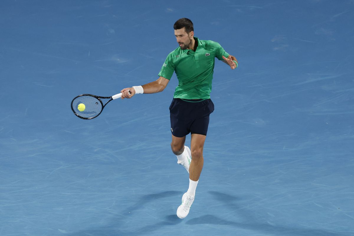 La 1:30 noaptea în Melbourne, eternul Novak Djokovic revine în finala Australian Open! Duel fenomenal de 4 ore cu Jannik Sinner