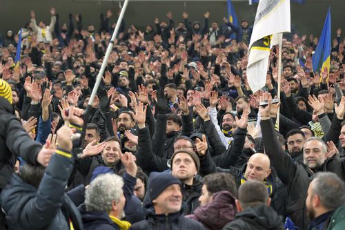 Suporterii lui Fenerbahce au cântat fără oprire pe Arena Națională/ foto: Andrei Furnigă (GSP)