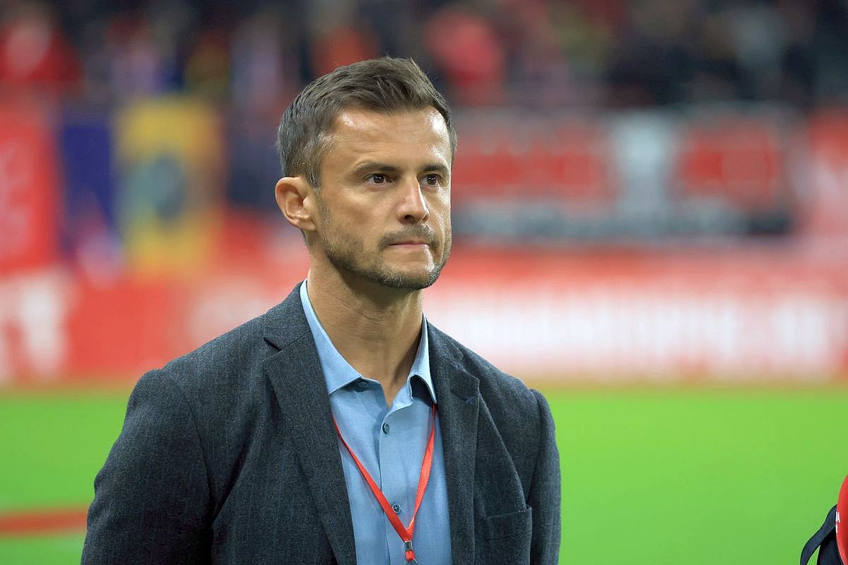 Încurcată de Petrolul, Dinamo umblă la „pușculiță”: „Suntem în discuții pentru apărare, mijloc și atac”