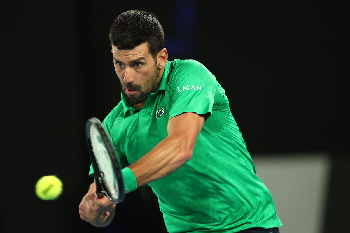 La 1:30 noaptea în Melbourne, eternul Novak Djokovic revine în finala Australian Open! Duel fenomenal de 4 ore cu Jannik Sinner