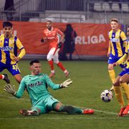 Dinamo - Petrolul, imagini de meci // foto: Ionuț Iordache (GSP) - Eddy Gnahore