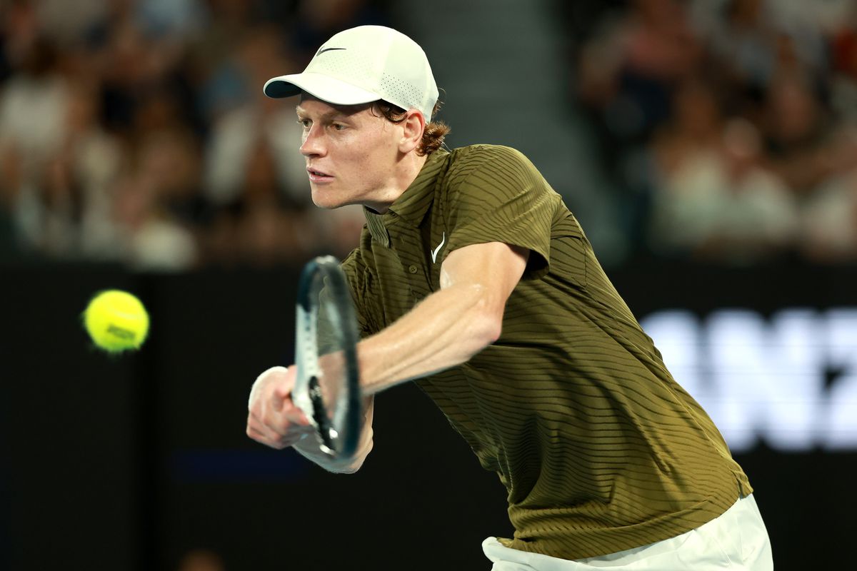 La 1:30 noaptea în Melbourne, eternul Novak Djokovic revine în finala Australian Open! Duel fenomenal de 4 ore cu Jannik Sinner