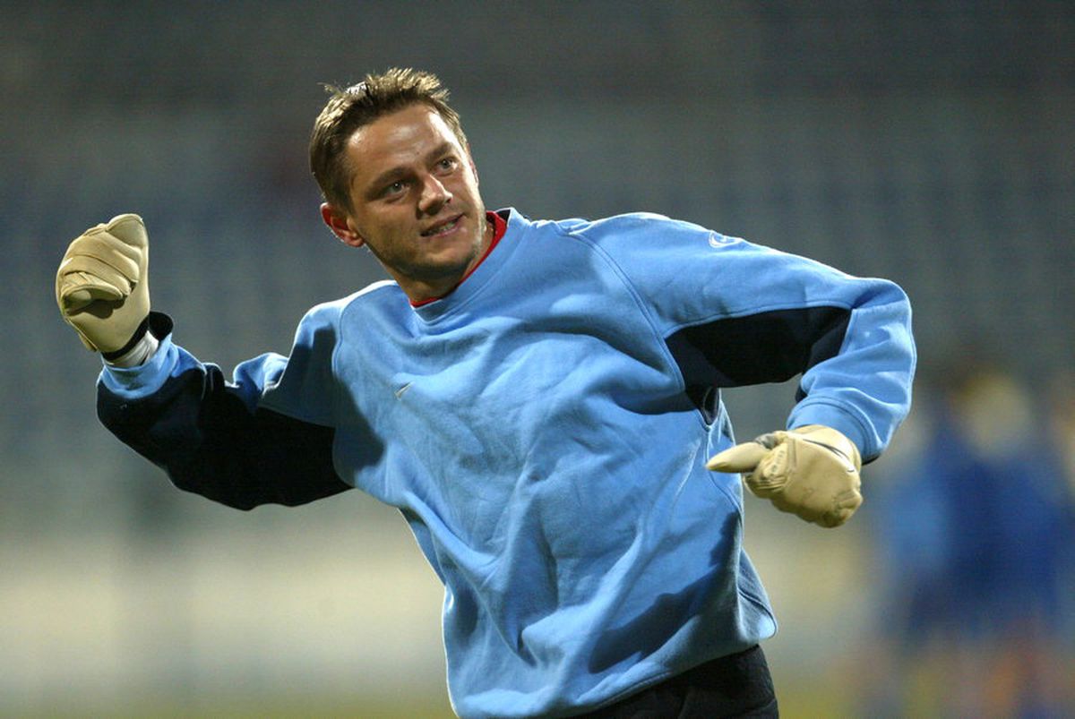 VIDEO Peluza Sud Steaua i-a adus un ultim omagiu lui Martin Tudor, în fața arenei din Ghencea