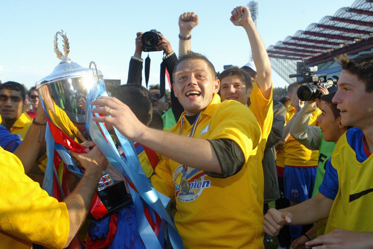 Pumnul care l-a adus pe Martin Tudor la Steaua și un meci de pomină pe „Oblemenco”: „Ce să mă mai laud cu el acolo? Mă sfâșia lumea!”