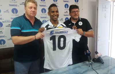 EXCLUSIV VIDEO Cum îl caracterizează Cristi Pustai pe Eric de Oliveira: „Îmi spunea mereu: «Ești cel mai comunist antrenor!»” 