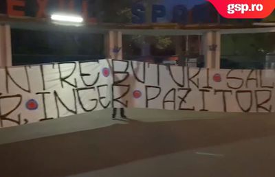 VIDEO Peluza Sud Steaua i-a adus un ultim omagiu lui Martin Tudor, în fața arenei din Ghencea