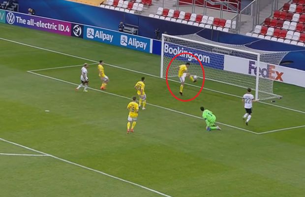 Salvatorul Pașcanu! Două intervenții decisive pentru stâlpul din defensiva „tricolorilor”