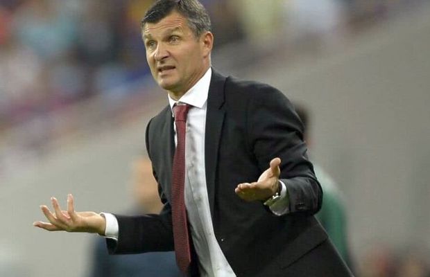 Ioan Ovidiu Sabău a dat de pământ cu un „tricolor”: „Uită-te la el! Nu e deloc ok”