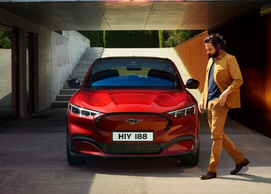 Mustang Mach-E, primul SUV electric Ford te poate face să te îndrăgostești de mașinile electrice