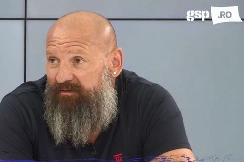 Bogdan Stelea (54 de ani), fostul portar al naționalei, este alături de selecționerul Edi Iordănescu, în ciuda faptului că acesta nu a reușit încă o victorie pe banca primei reprezenative.