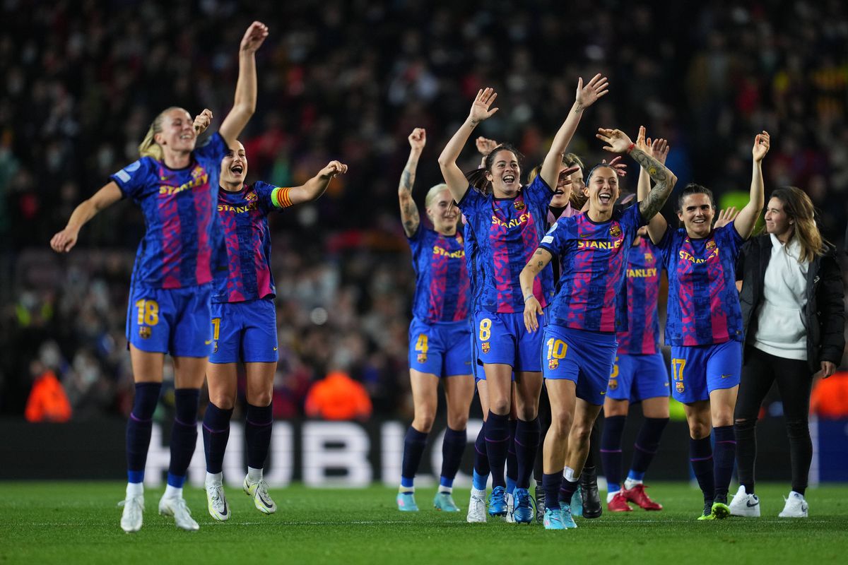 Record istoric la un meci de fotbal feminin » 91.553 de fani au fost pe Camp Nou la Barcelona - Real Madrid! Mai multi spectatori decât a avut echipa lui Xavi în acest sezon!