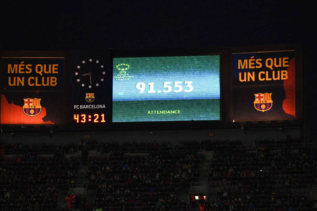 Record istoric la un meci de fotbal feminin » 91.553 de fani au fost pe Camp Nou la Barcelona - Real Madrid! Mai multi spectatori decât a avut echipa lui Xavi în acest sezon!