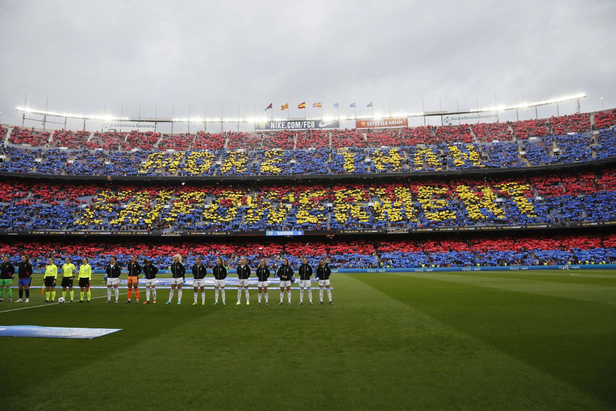 Record istoric la un meci de fotbal feminin » 91.553 de fani au fost pe Camp Nou la Barcelona - Real Madrid! Mai multi spectatori decât a avut echipa lui Xavi în acest sezon!