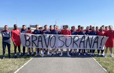 „Ne face mândri!” » Fotbaliștii echipei din Liga 1 au venit la antrenament cu un mesaj pentru Sorana Cîrstea: „Ce reușește este de apreciat”