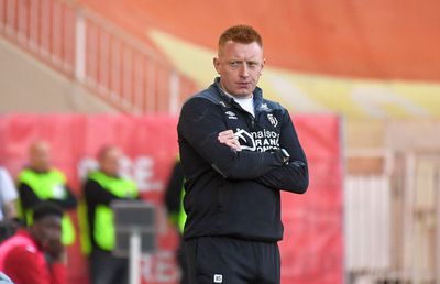 Ce salariu are antrenorul fără licență PRO, care a luat prin surprindere Ligue 1 » Comparație cu banii încasați de „principalul” lui PSG