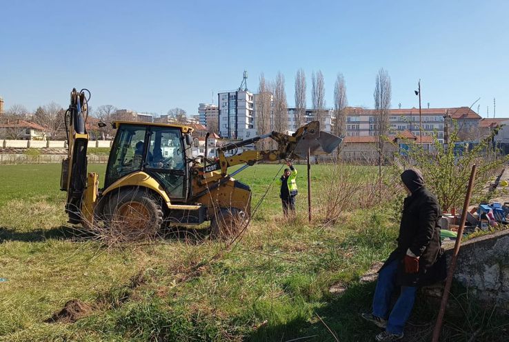 A început demolarea pe stadionul „Tineretului” din Craiova - imagine din 30 martie 2023 / Sursă foto: Facebook@ Universitatea Craiova