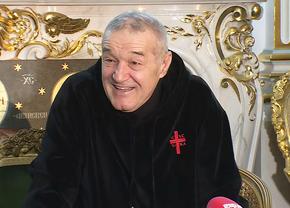 Variantă propusă lui Becali pentru postul de fundaș dreapta la FCSB: „Este unul dintre cei mai buni jucători din România”
