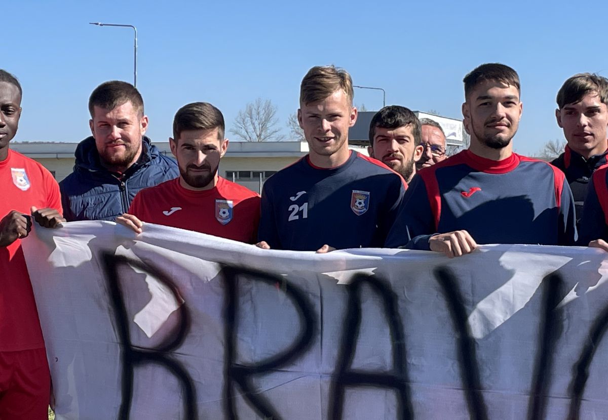 „Ne face mândri!” » Fotbaliștii echipei din Liga 1 au venit la antrenament cu un mesaj pentru Sorana Cîrstea: „Ce reușește este de apreciat”