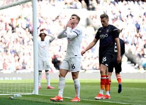 Fază uluitoare sub ochii lui Drăgușin » 3 ocazii uriașe irosite de Tottenham