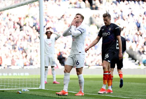 Tottenham a irosit 3 ocazii uriașe în minutul 20 al meciului cu Luton, în etapa #30 din Premier League/ foto Imago Images