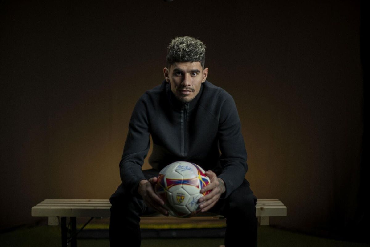 Pe 17 mai va fi lansat filmul despre calificarea României la EURO 2024 » 5 detalii despre „În inima Naționalei”: 22 de interviuri și filmări în 8 țări!