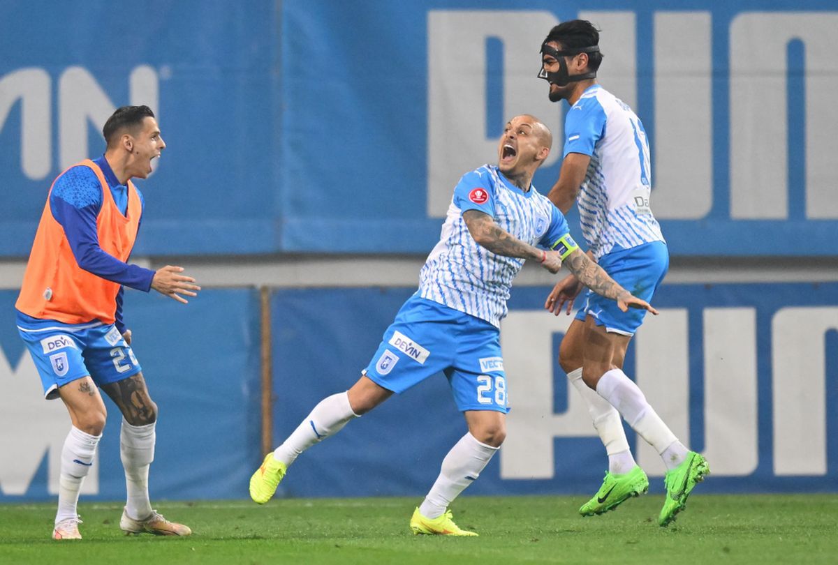 Filmul fazei care a făcut KO apărarea Rapidului + Mitriță, formă stelară: i-a zdrobit pe giuleșteni