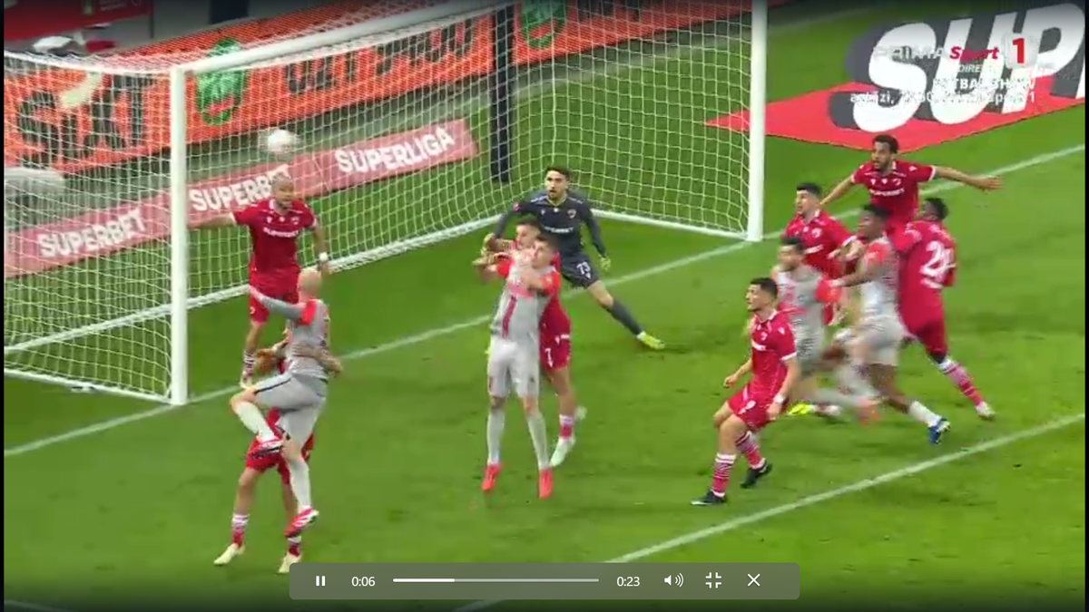 Fază controversată în derby-ul Dinamo - FCSB » Adrian Porumboiu și Marius Avram s-au pus de acord!