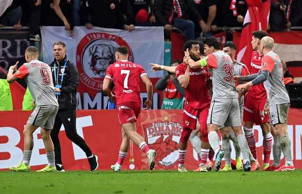 Scandal pe teren imediat după gol » Gestul făcut de Miculescu în fața galeriei lui Dinamo