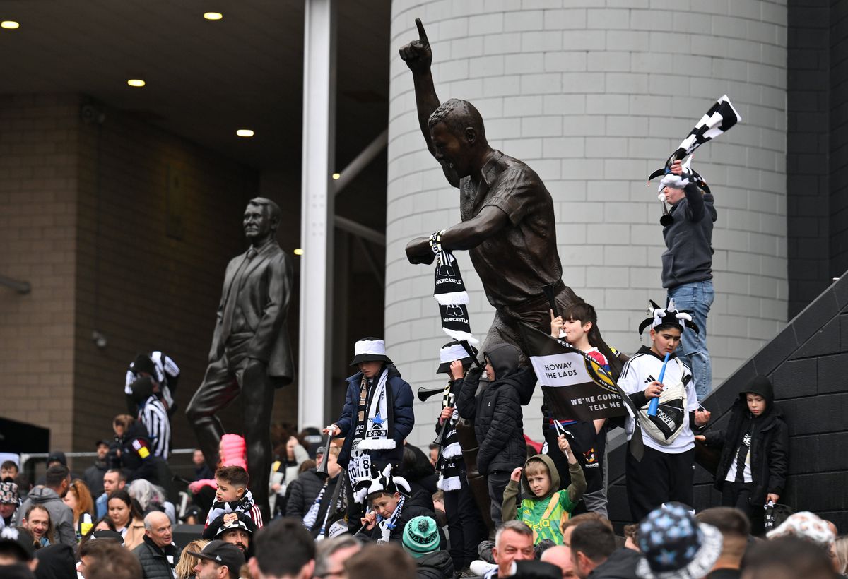 Imagini epice de la parada lui Newcastle! Peste 300.000 de oameni pe străzi