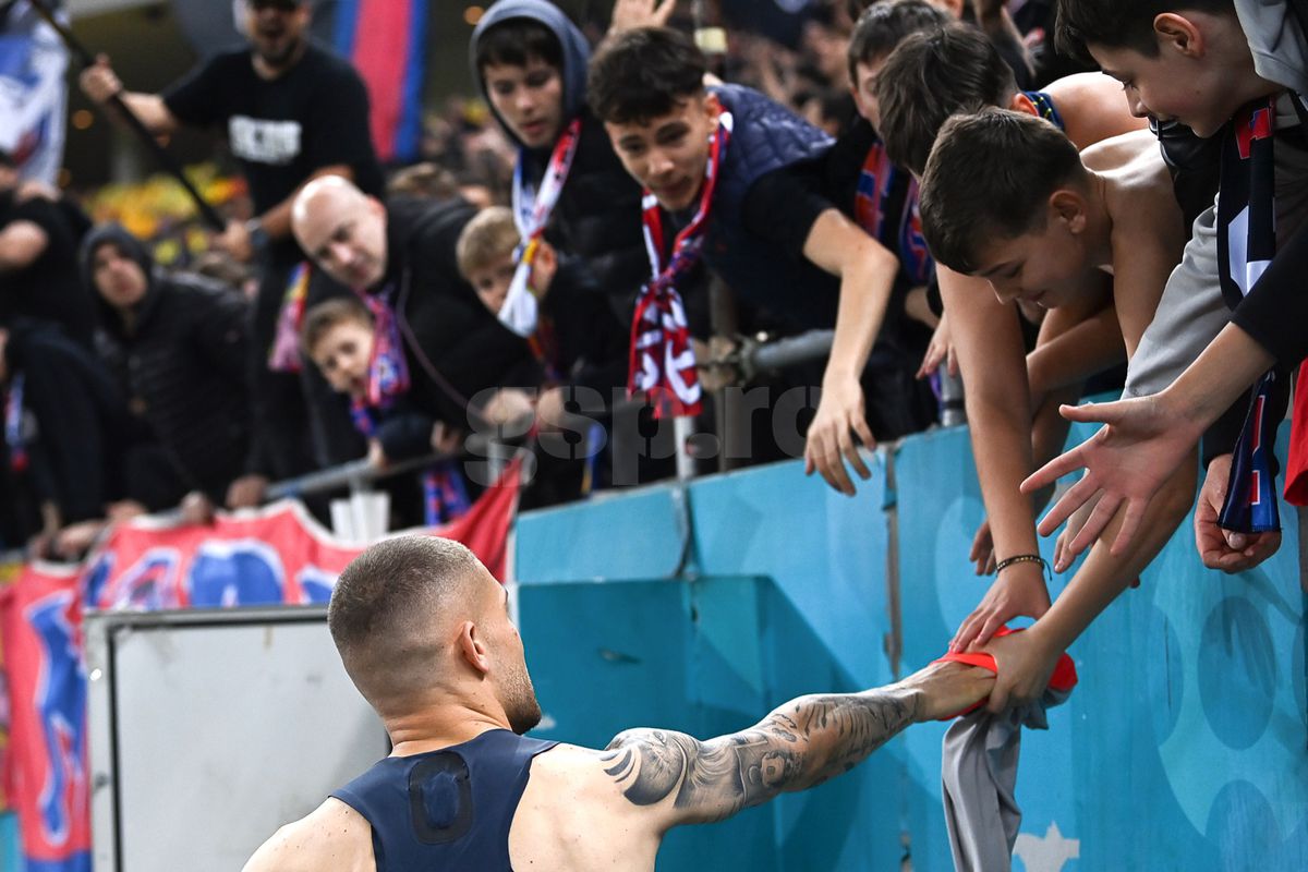 Imagini spectaculoase de la finalul derby-ului Dinamo - FCSB
