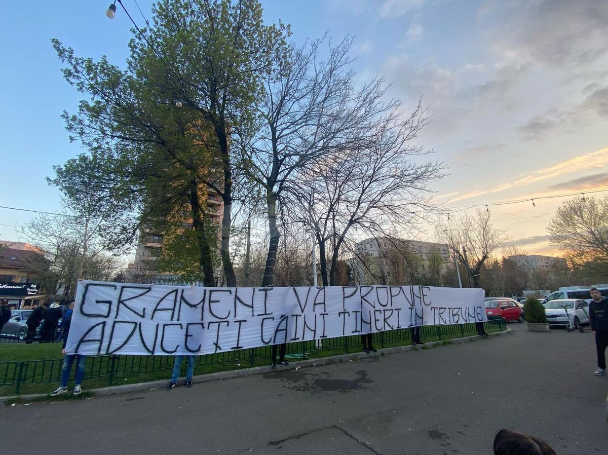 Dinamo - FCSB, imagini dinainte de meci + mesaje afișate în stadion