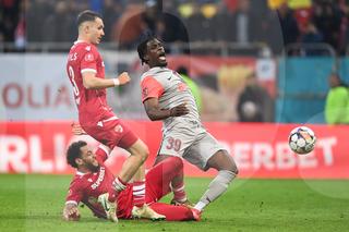 „Îți e teamă că FCSB poate sărbători titlul cu voi?” » Titularul lui Dinamo nu a stat pe gânduri: „Da, este favorită, dar...”