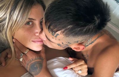 Scene penibile la prima înfățișare la tribunal » Fotbalistul a venit la proces cu lista de bărbați cu care a fost înșelat