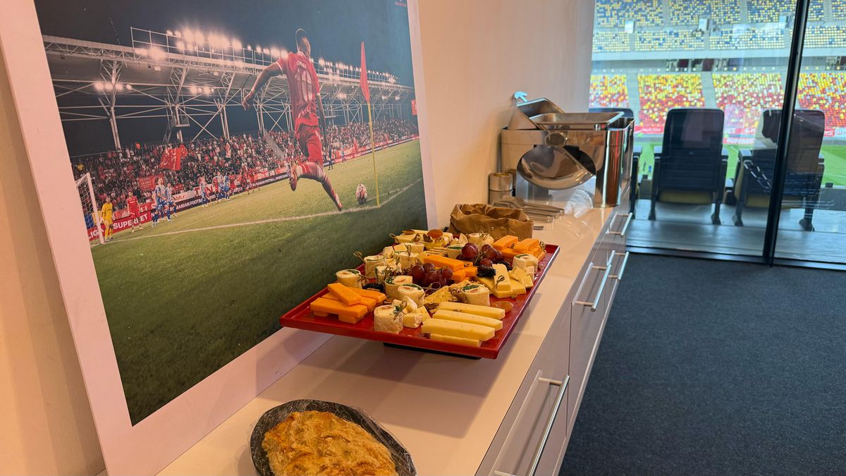 Imagine VIRALĂ după Dinamo - FCSB, cu Florinel Coman în prim-plan: ce a făcut de la 2.400 de kilometri distanță