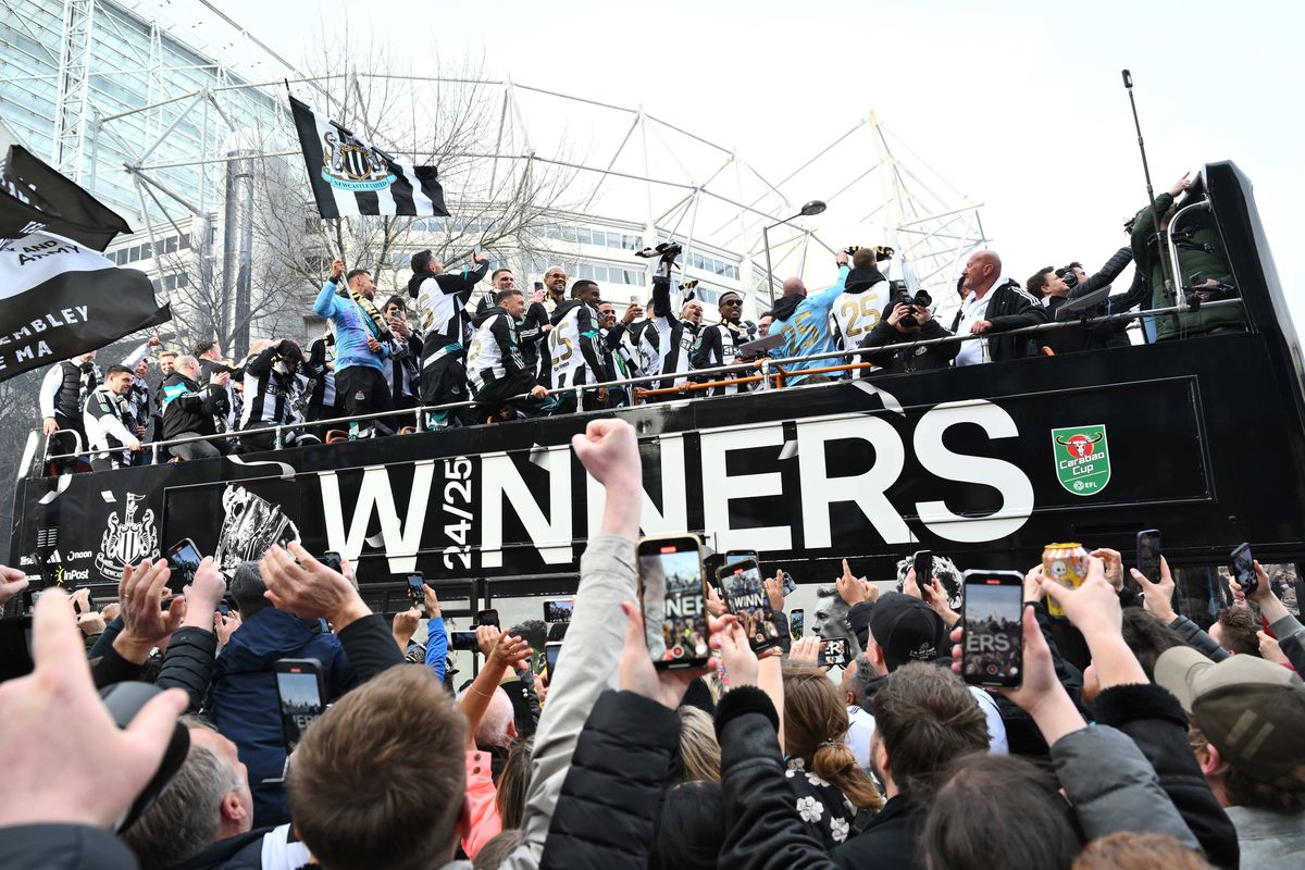 Suporterii lui Newcastle au sărbătorit triumful din Cupa Ligii Angliei