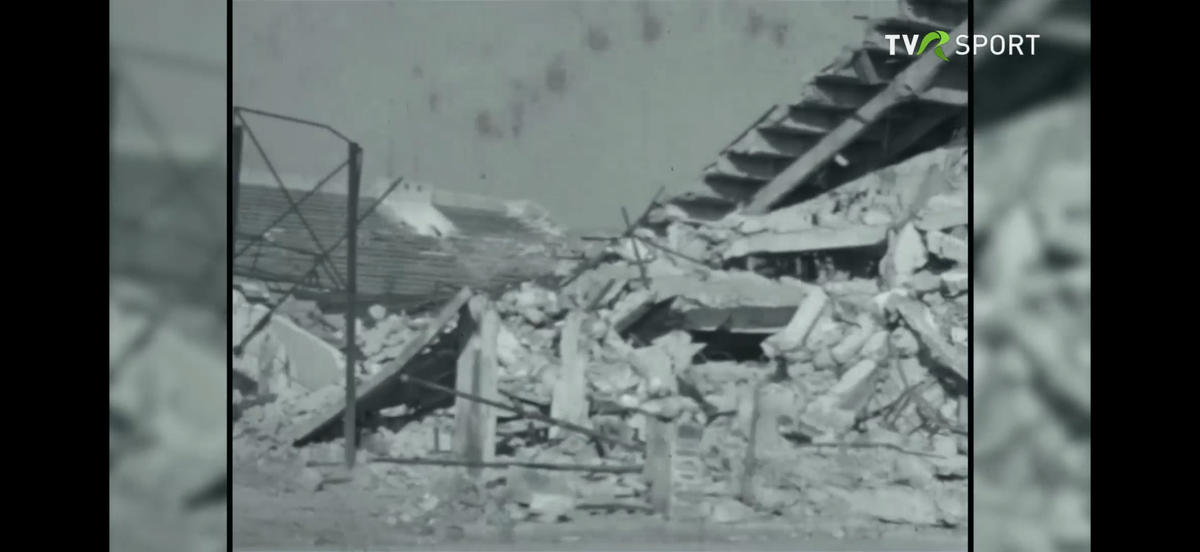 Imagini în premieră difuzate de Televiziunea Română » Cum a fost devastat stadionul Rapid în bombardamentele din 1944!