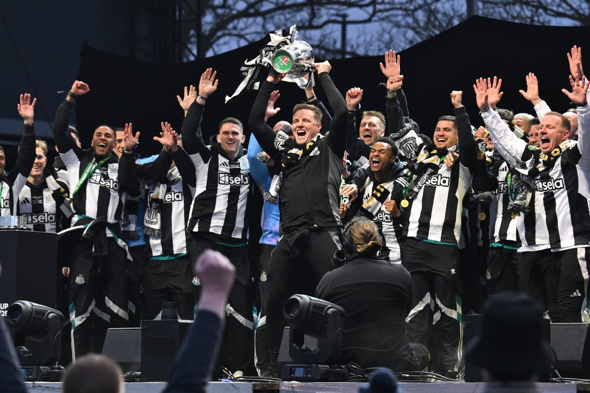 Imagini epice de la parada lui Newcastle! Peste 300.000 de oameni pe străzi