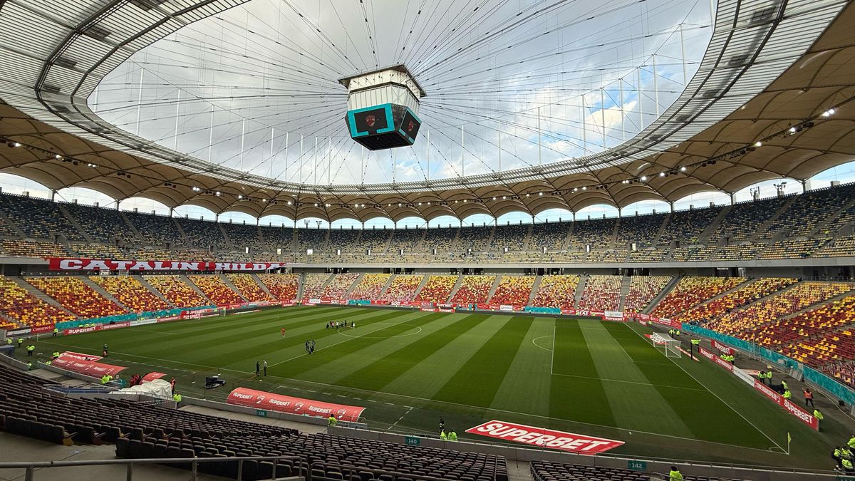 Imagine VIRALĂ după Dinamo - FCSB, cu Florinel Coman în prim-plan: ce a făcut de la 2.400 de kilometri distanță