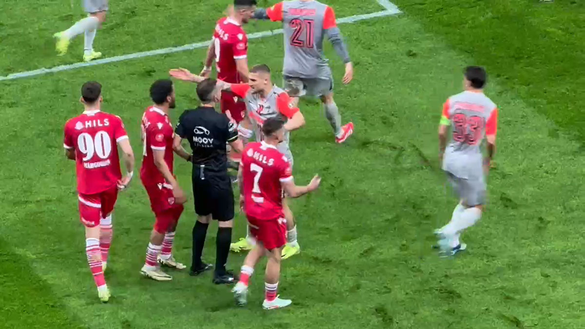 DINAMO - FCSB/ Miculescu s-a bucurat în fața PCH