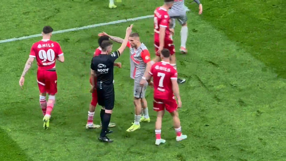 DINAMO - FCSB/ Miculescu s-a bucurat în fața PCH