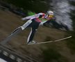 Slovenul Domen Prevc (32 de ani) a reușit cea mai lungă săritură cu schiurile din istorie, 254,5 metri, în etapa de Cupă Mondială de la Planica.