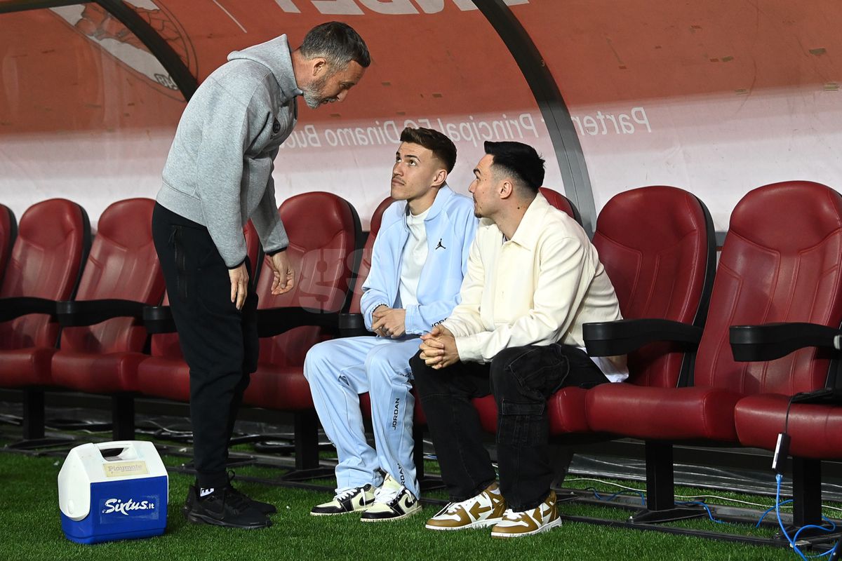 Dinamo - FCSB, imagini dinainte de meci + mesaje afișate în stadion