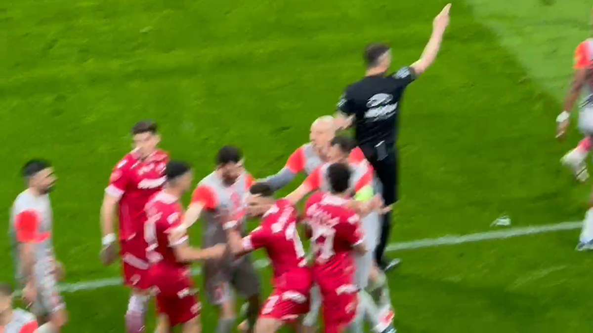 DINAMO - FCSB/ Miculescu s-a bucurat în fața PCH